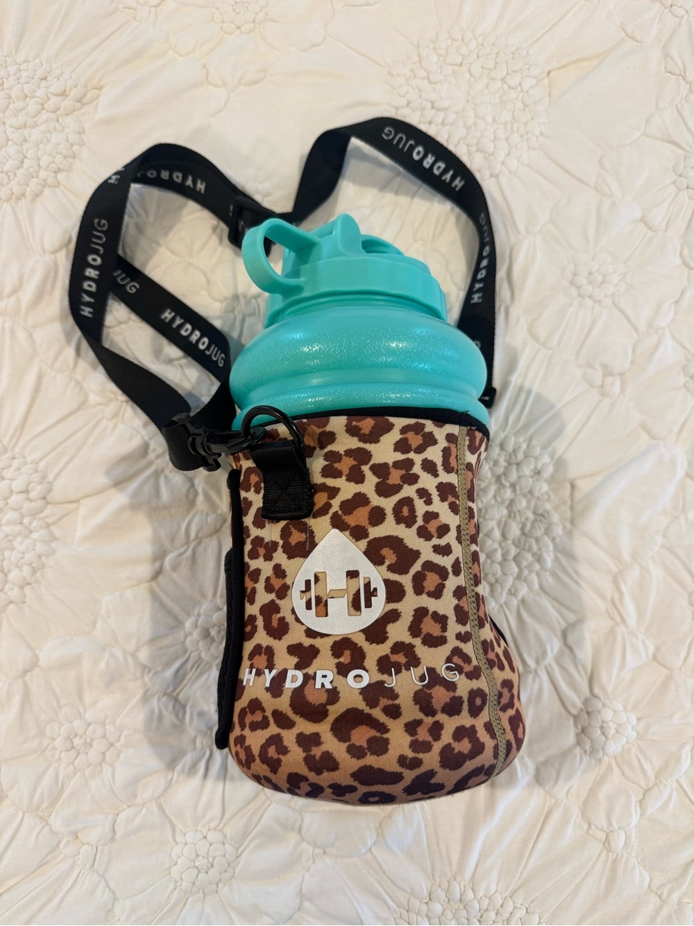 Hydrojug Leopard Bottle Carrier with Aqua Bottle